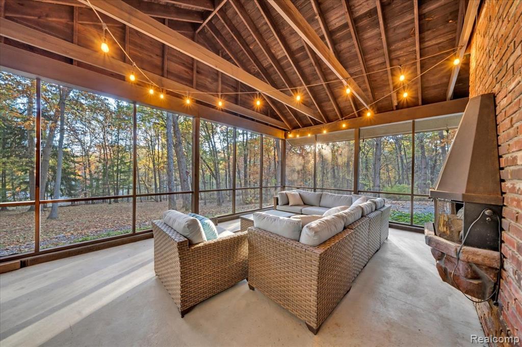 1502 Hosner Road Oxford, MI 48370 - Photo 30 of 73 Gallery Image 30