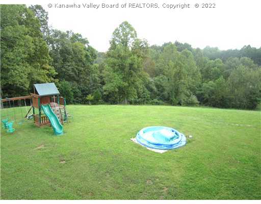 365 Beane Ridge Road Charleston, WV 25312 - Photo 8 of 8 Yard/Garden.