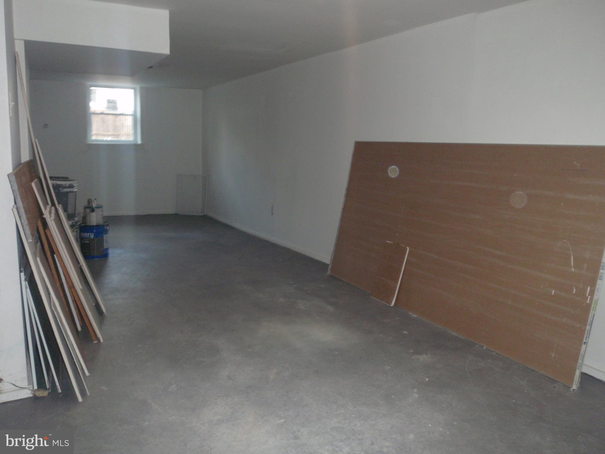 731 Grant Road Folcroft, PA 19032 - Photo 18 of 22 Full daylight basement
