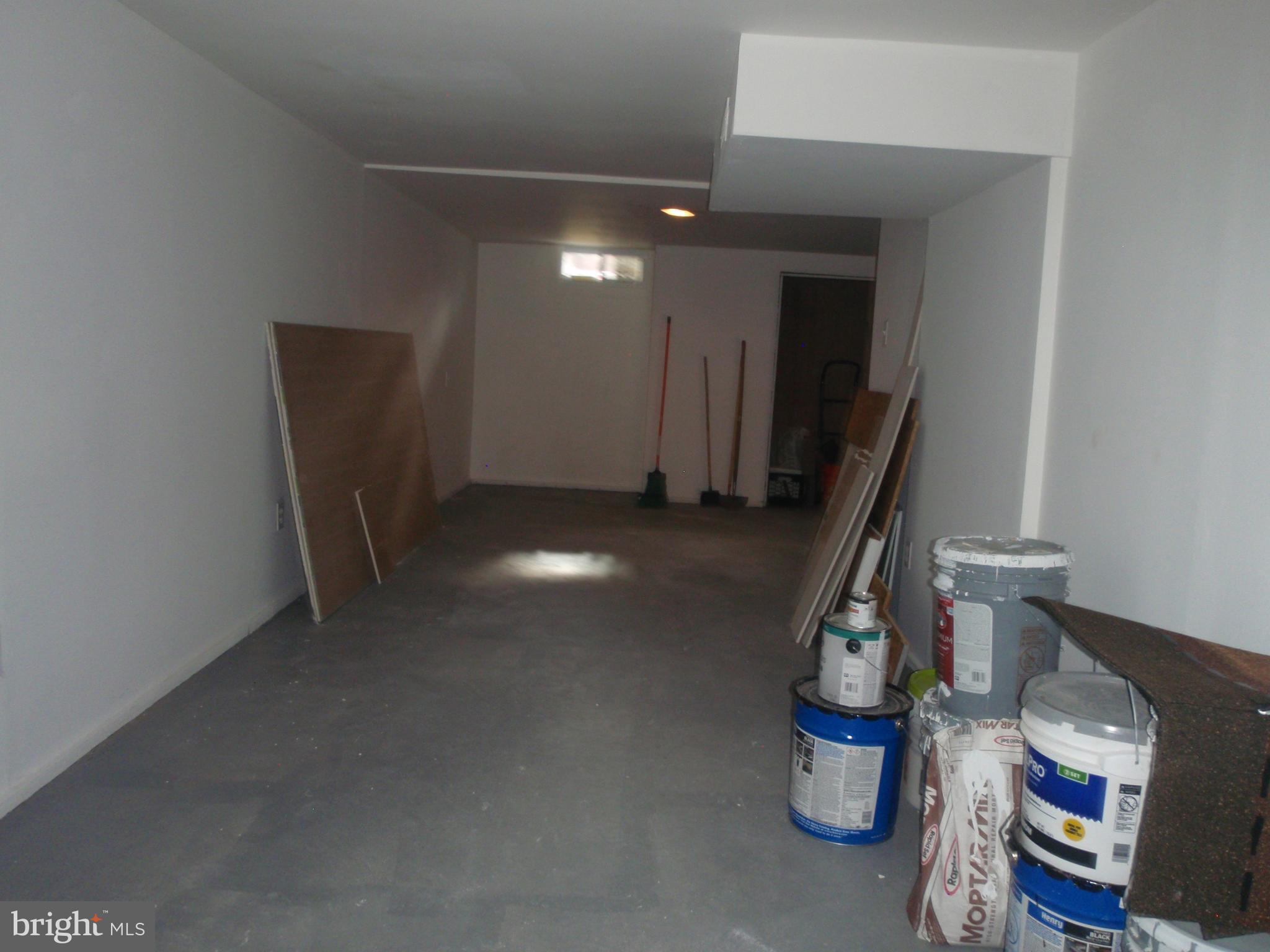 731 Grant Road Folcroft, PA 19032 - Photo 19 of 22 Recessed lighting and dry wall