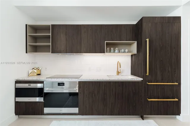 $6,500 | 601 Northeast 1st Avenue, Unit PH5001, Miami, FL 33132