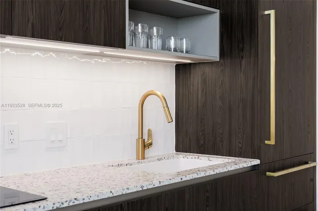 $6,500 | 601 Northeast 1st Avenue, Unit PH5001, Miami, FL 33132