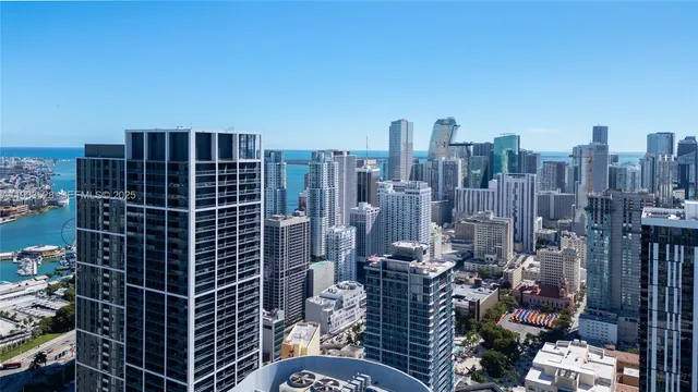 $6,500 | 601 Northeast 1st Avenue, Unit PH5001, Miami, FL 33132