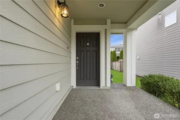 a view of entryway with a hallway