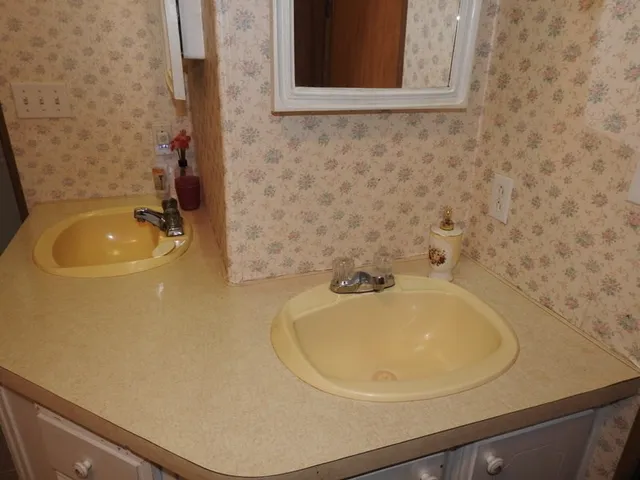 $175,000 | 42 Michael Street, Wareham, MA 02576