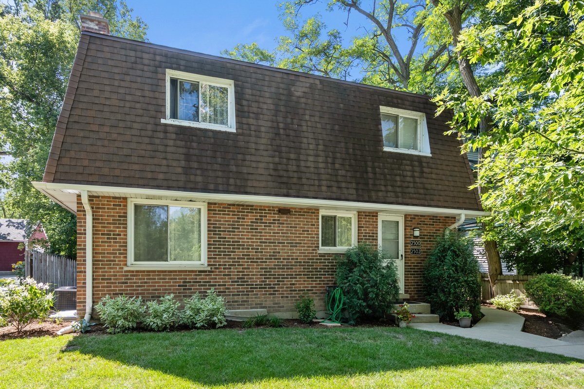 2500 Green Bay Road Highland Park, IL 60035 - Photo 1 of 18 front view of a house with a yard