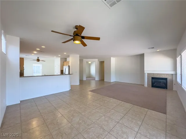 $2,750 | 2055 Cambridge Springs Drive, Henderson, NV 89052