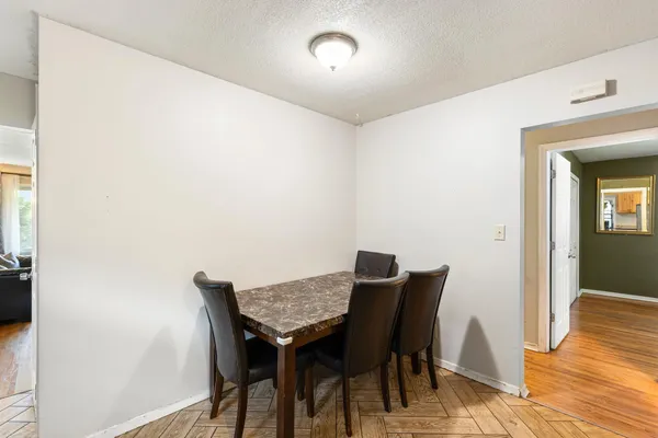 $284,999 | 510 Wyoming Street East, St. Paul, MN 55107