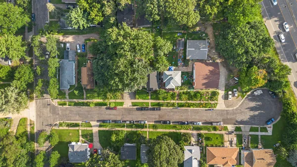 $284,999 | 510 Wyoming Street East, St. Paul, MN 55107