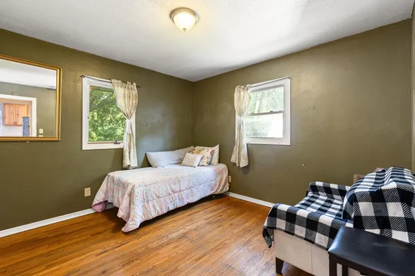 $284,999 | 510 Wyoming Street East, St. Paul, MN 55107