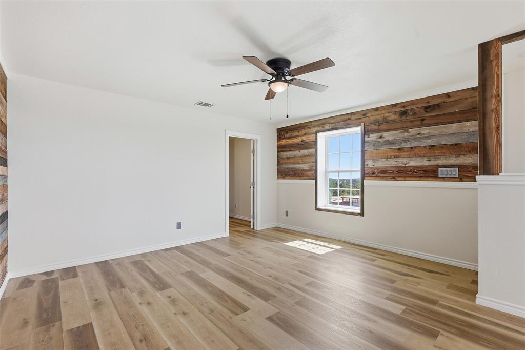 3933 Sarra Lane Springtown, TX 76082 - Photo 21 of 38 Gallery Image 21