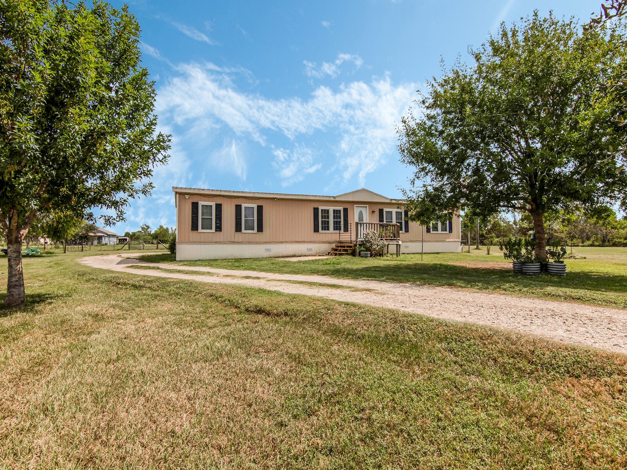 2234 Hopkins Road Beasley, TX 77417 - Photo 2 of 47
