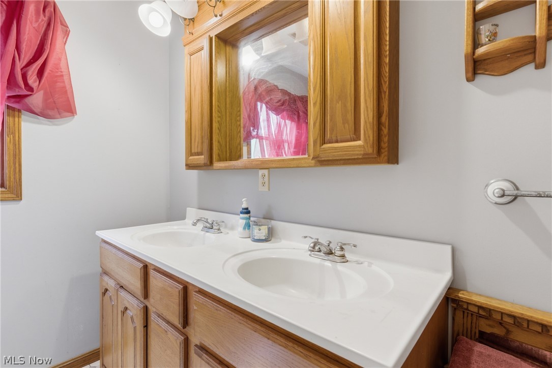 5738 Dewey Road Madison, OH 44057 - Photo 29 of 46