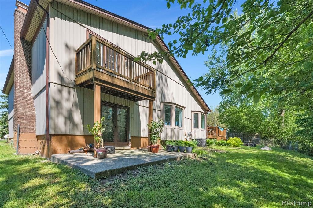 18823 Millar Road Clinton Township, MI 48036 - Photo 36 of 37