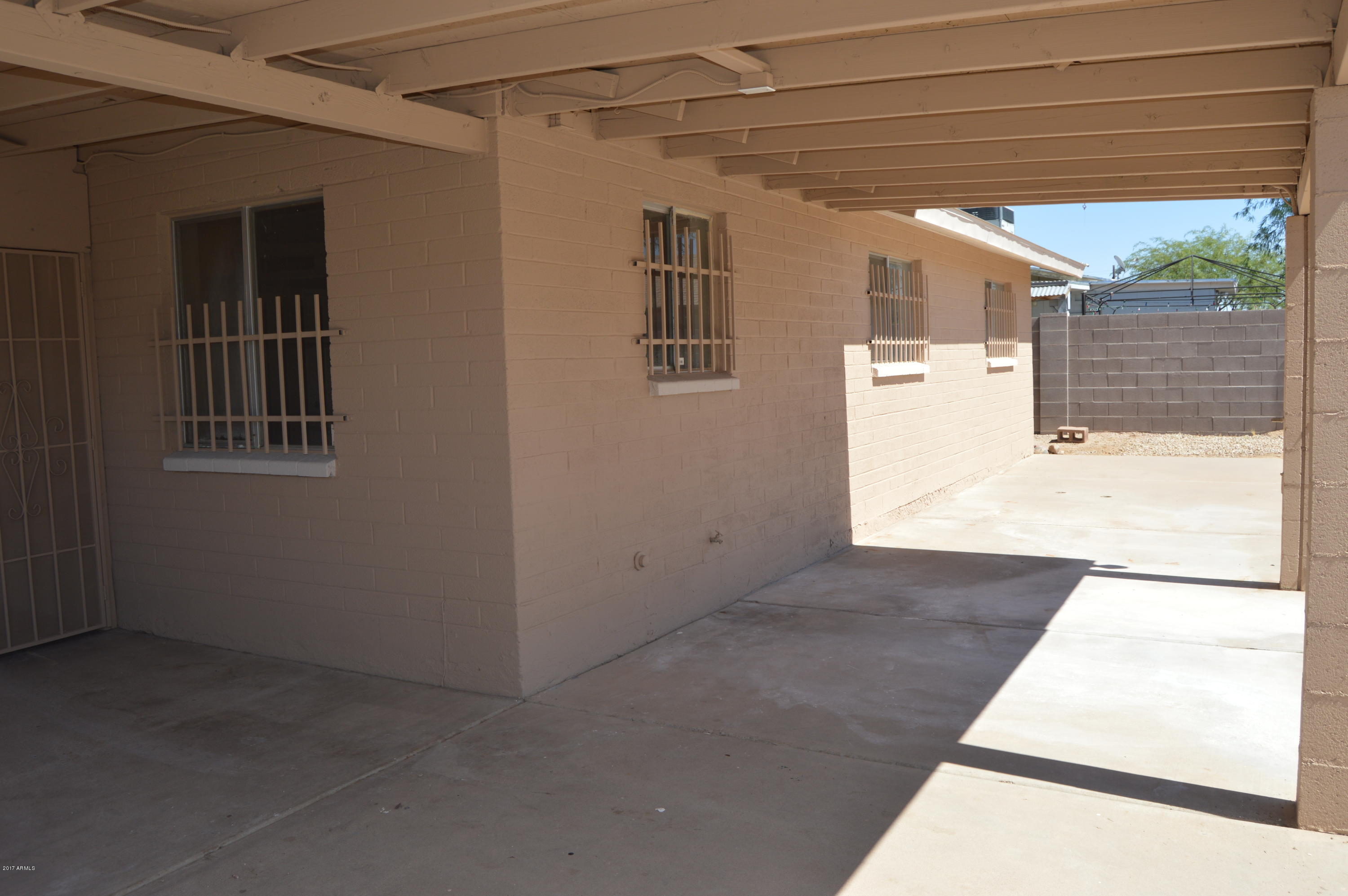 223 West Harwell Rd. Phoenix, AZ 85041 - Photo 20 of 23 Covered Patio