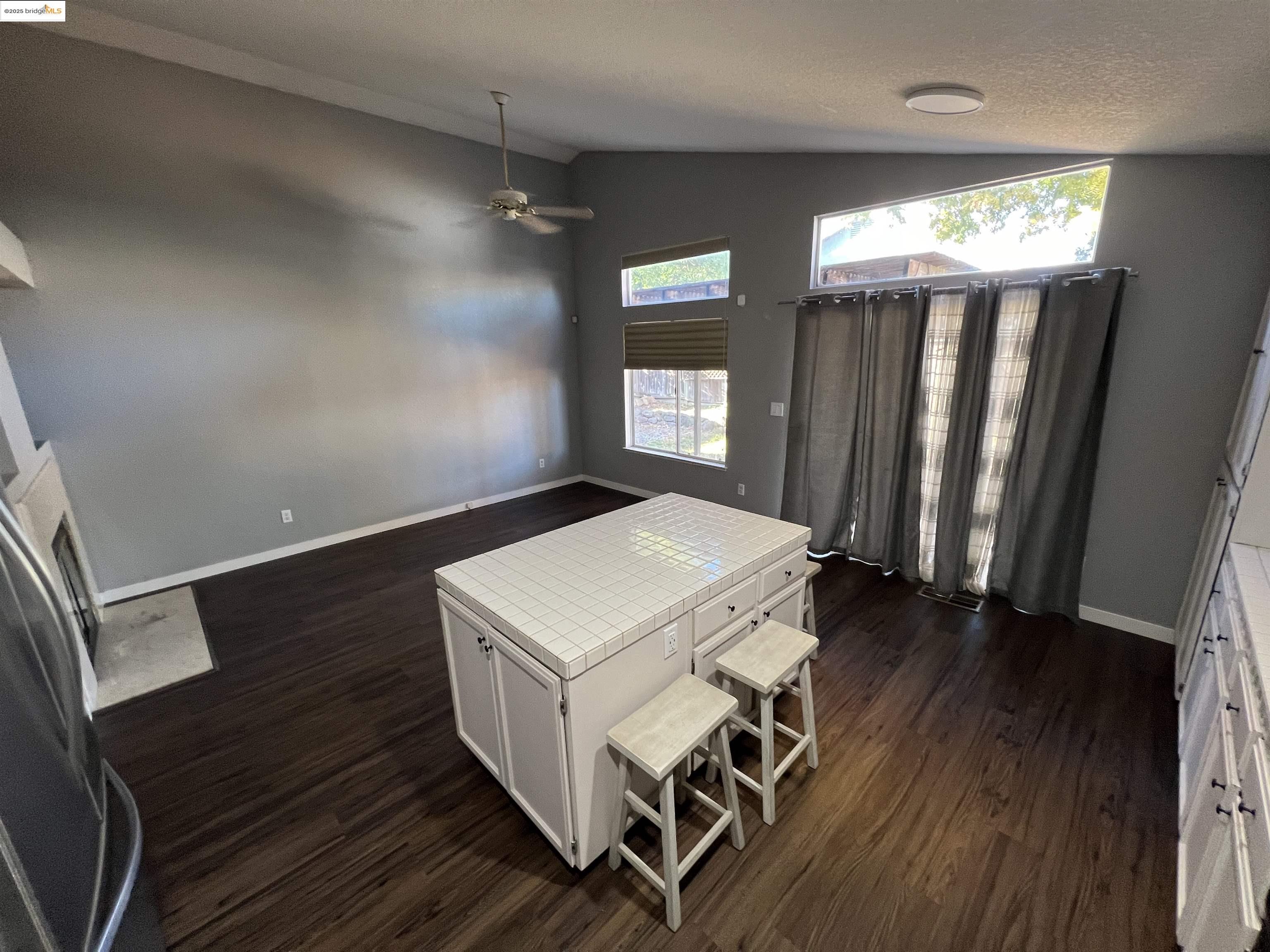 293 Amberleaf Way Brentwood, CA 94513 - Photo 5 of 15