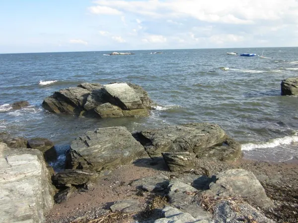 $5,000 | 181 Kings Highway, Milford, CT 06460