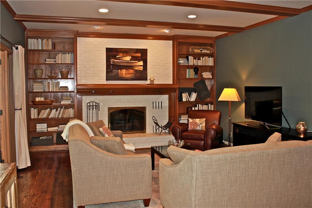 6954 Riverside Way Fishers, IN 46038 - Photo 13 of 48 Gallery Image 13