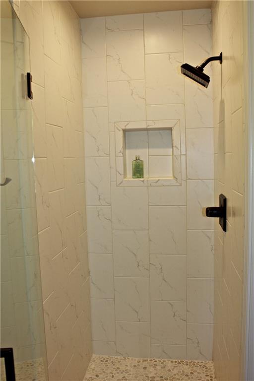 6954 Riverside Way Fishers, IN 46038 - Photo 25 of 48 Gallery Image 25