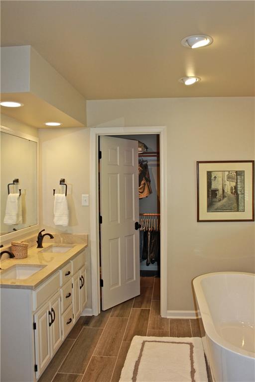 6954 Riverside Way Fishers, IN 46038 - Photo 26 of 48 Gallery Image 26