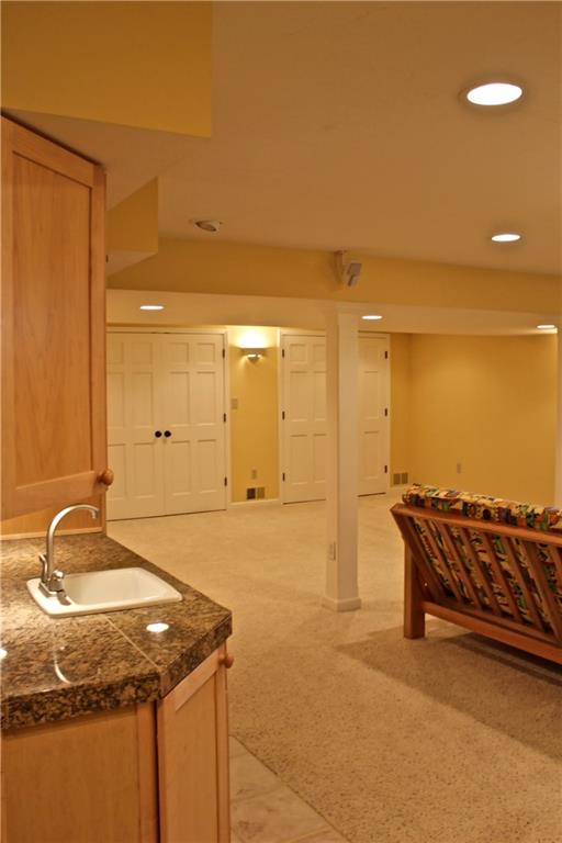 6954 Riverside Way Fishers, IN 46038 - Photo 33 of 48 Gallery Image 33