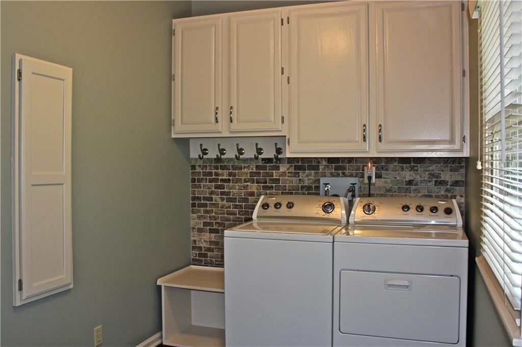 6954 Riverside Way Fishers, IN 46038 - Photo 10 of 48 Gallery Image 10