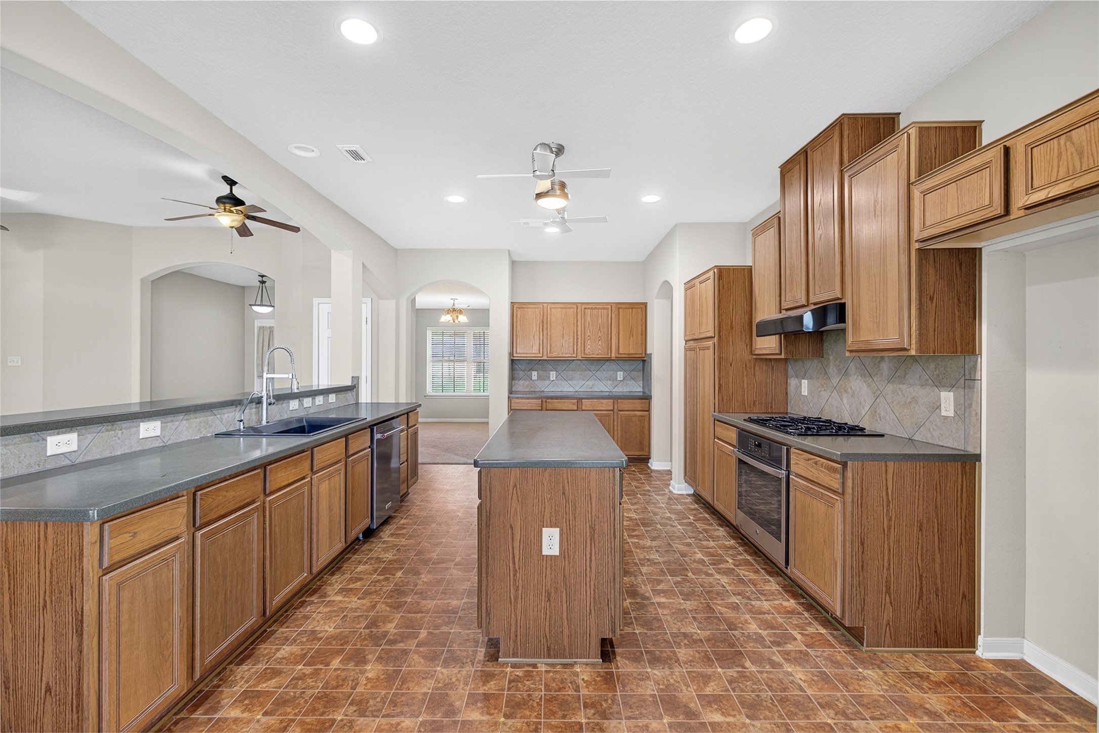 329 Gou Hole Road Cove, TX 77523 - Photo 22 of 33 Gallery Image 22