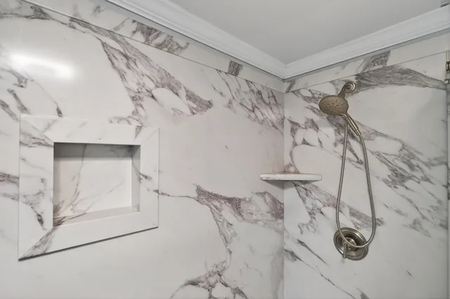 a view of empty room with windows