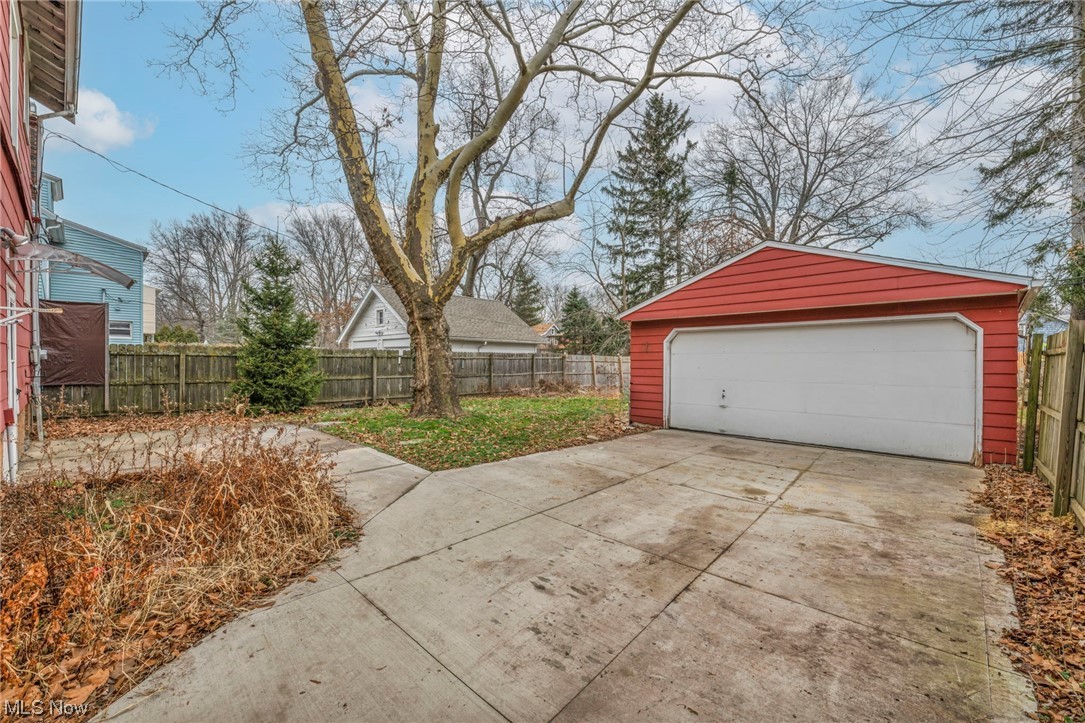 1005 Englewood Road Cleveland Heights, OH 44121 - Photo 39 of 46