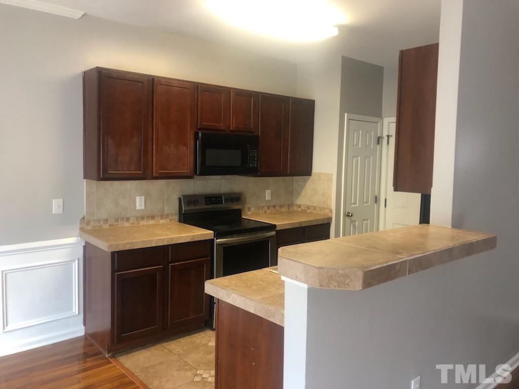 622 Baucom Grove Court Cary, NC 27519 - Photo 11 of 23 Photo #11