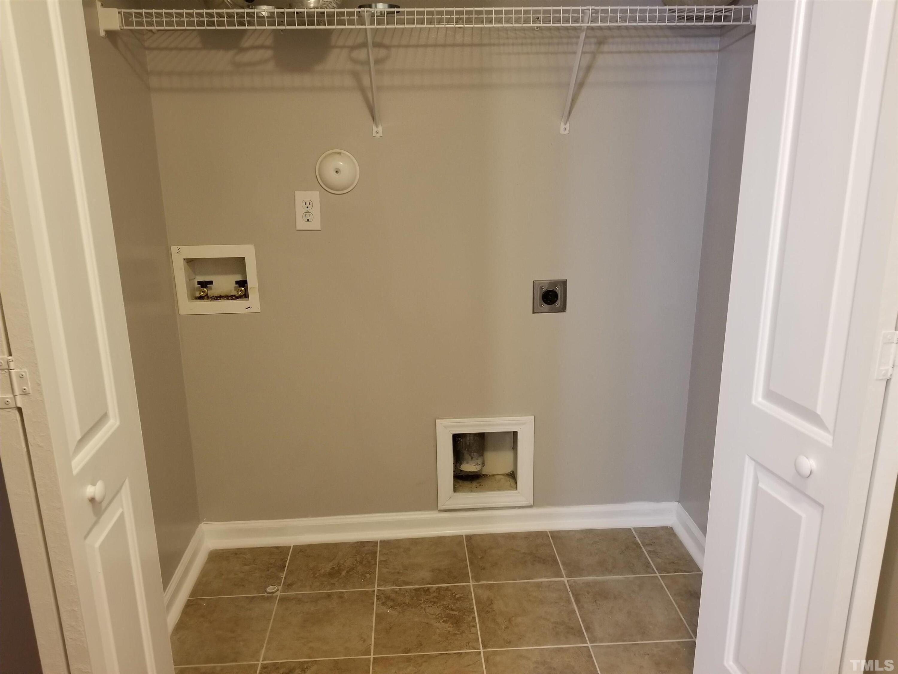 622 Baucom Grove Court Cary, NC 27519 - Photo 15 of 23 Photo #15