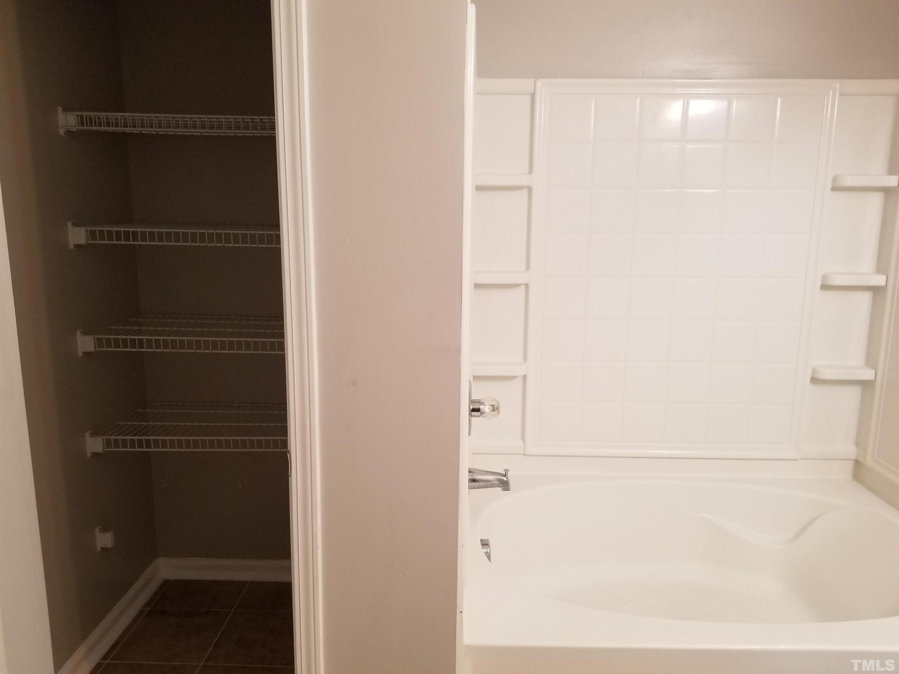 622 Baucom Grove Court Cary, NC 27519 - Photo 19 of 23 Photo #19