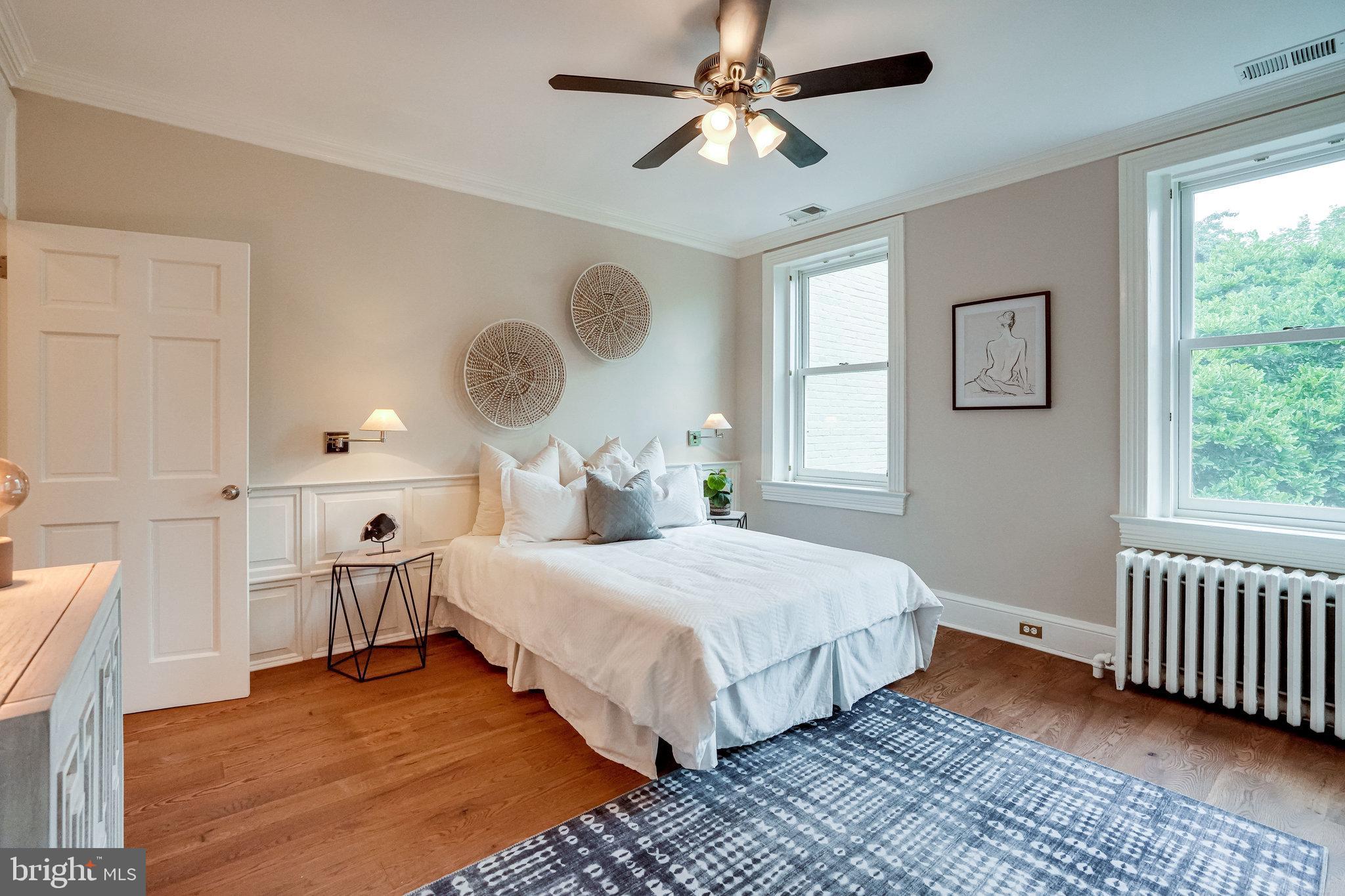 611 G Street Southeast Washington, DC 20003 - Photo 19 of 30 Primary bedroom with hardwood floors