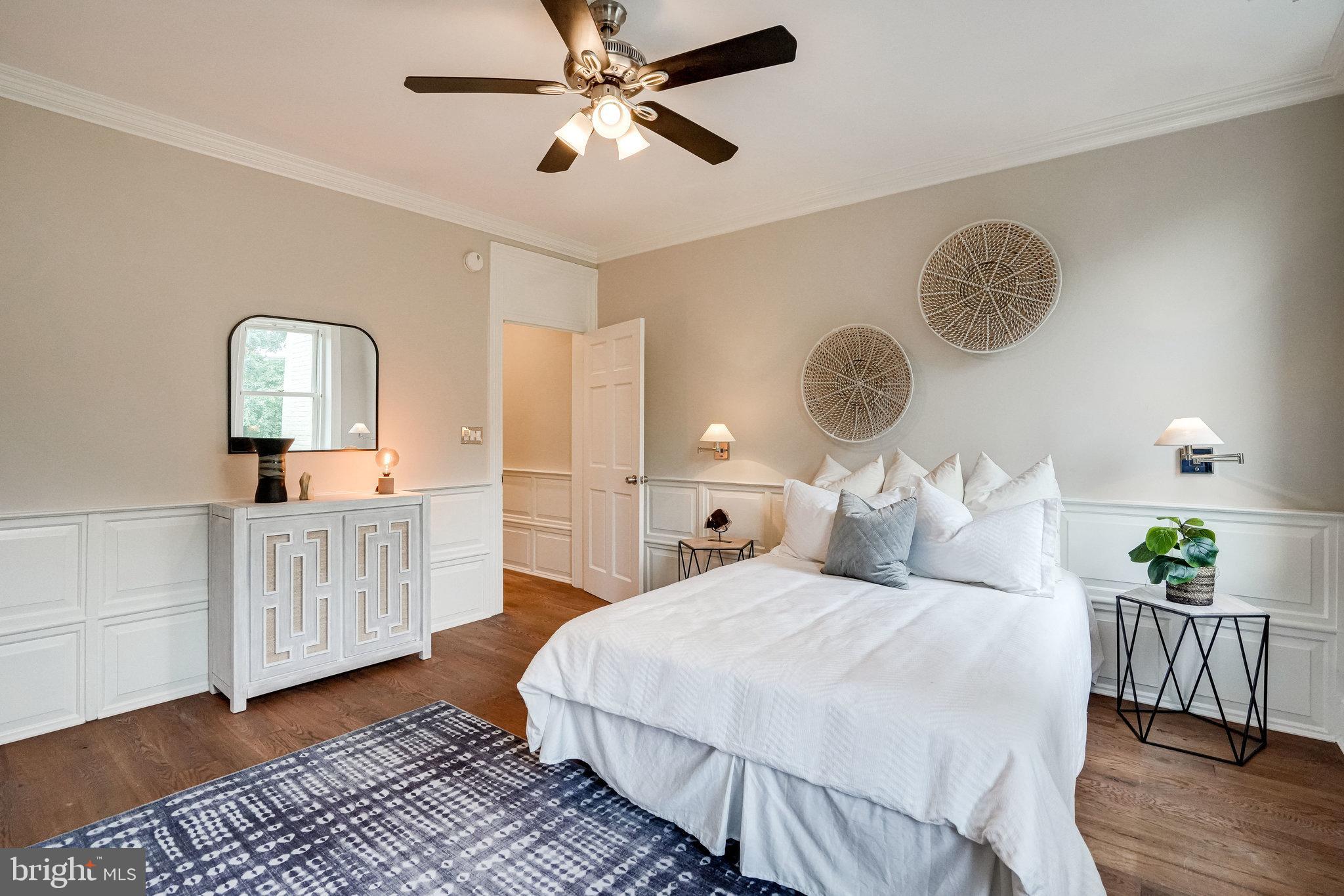 611 G Street Southeast Washington, DC 20003 - Photo 20 of 30 Primary bedroom