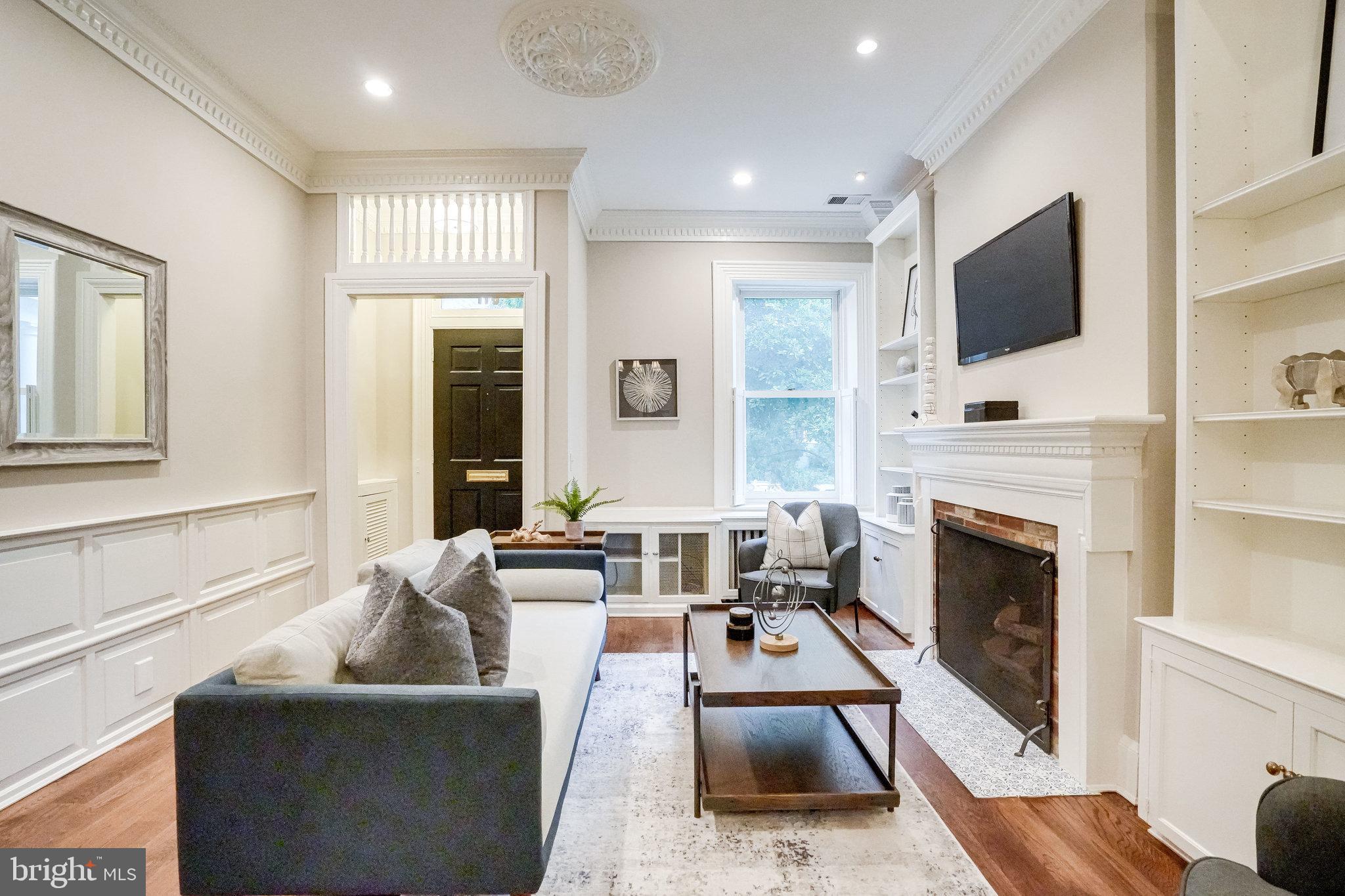 611 G Street Southeast Washington, DC 20003 - Photo 5 of 30 Recessed lighting and hardwood floors