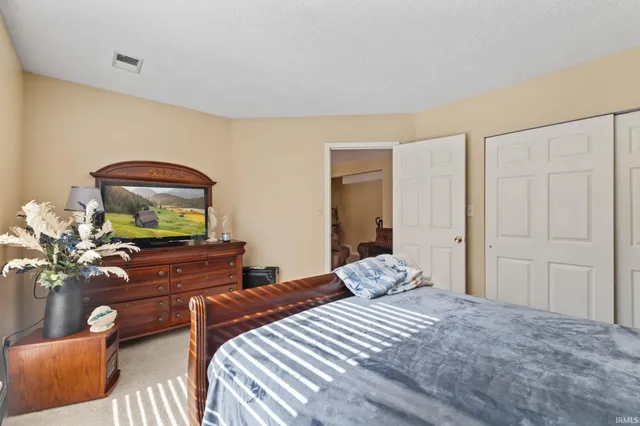 $268,000 | 9676 South Bay Pointe Drive, Unit 79, Bloomington, IN 47401