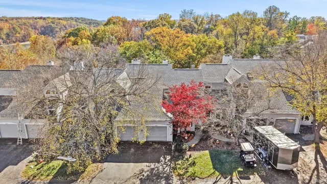 $268,000 | 9676 South Bay Pointe Drive, Unit 79, Bloomington, IN 47401