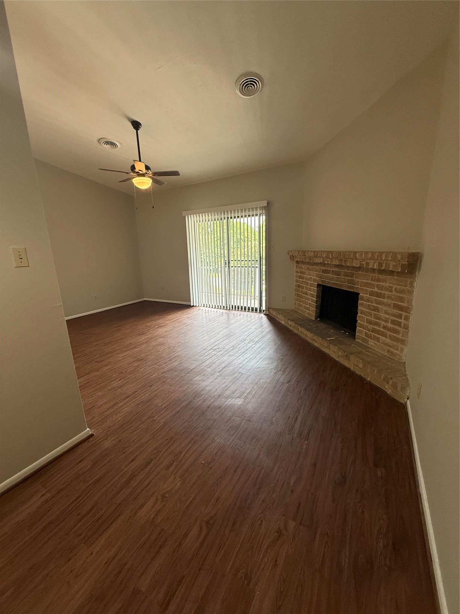923 Carrell Street, Unit D Tomball, TX 77375 - Photo 3 of 19