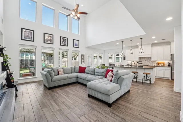 $675,000 | 1917 Woolsey Way, Leander, TX 78641