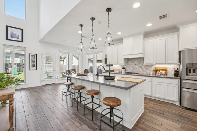 $675,000 | 1917 Woolsey Way, Leander, TX 78641