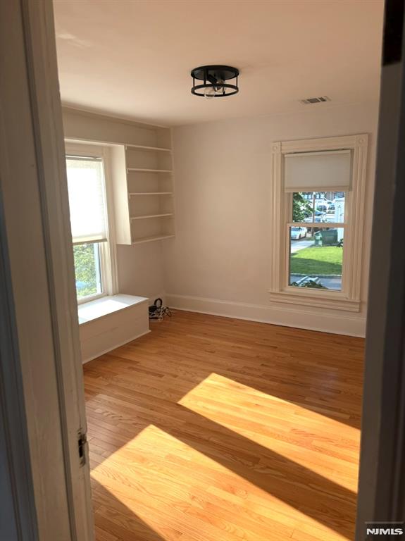 20 Maple Street Ramsey, NJ 07446 - Photo 6 of 8