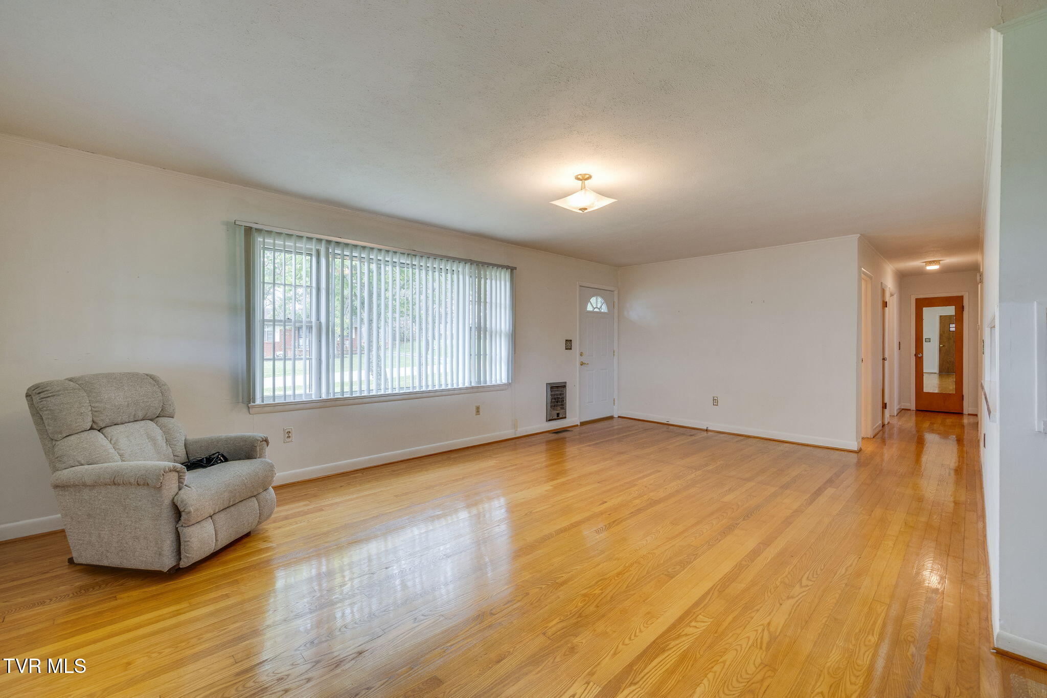 2035 Jones Bridge Road Greeneville, TN 37743 - Photo 8 of 25 008