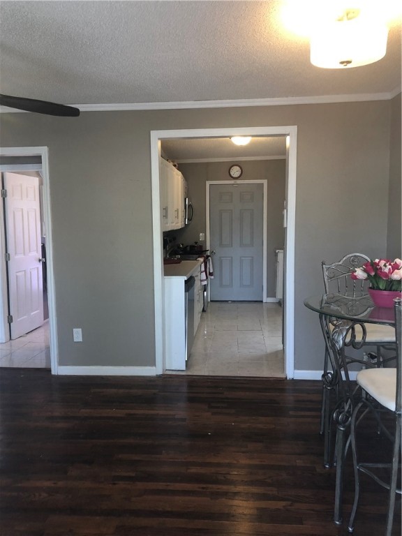 1507 Agate Street Savannah, GA 31415 - Photo 4 of 19