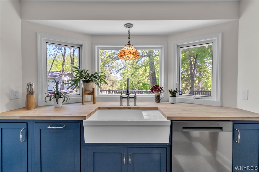 10056 Greiner Road Clarence, NY 14031 - Photo 14 of 45