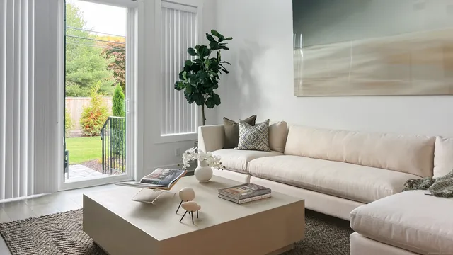 $749,000 | 1 Whisper Rdg Way, Unit 51, Woodbridge, CT 06525