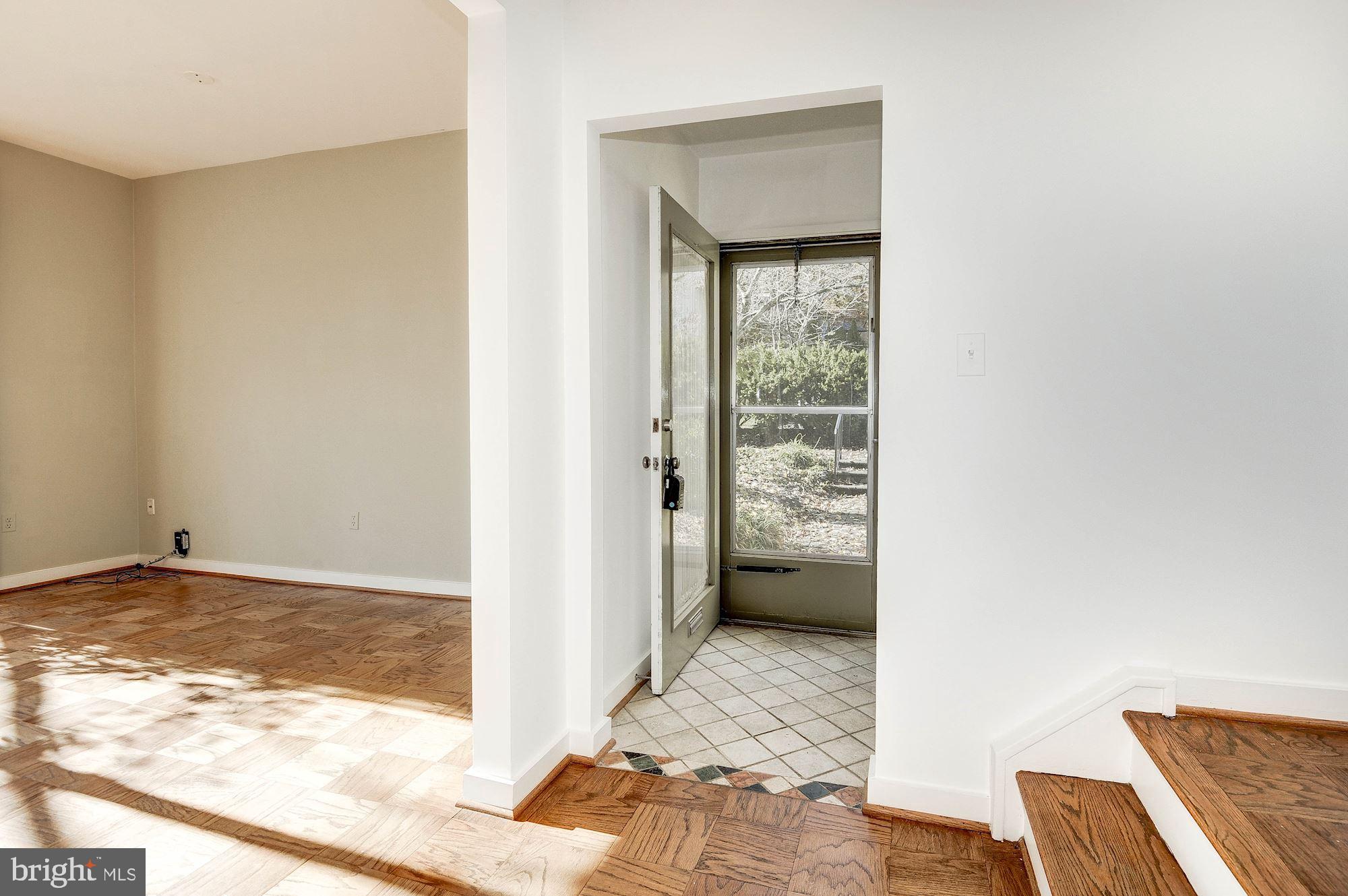 11424 Waterview Cluster Reston, VA 20190 - Photo 7 of 59