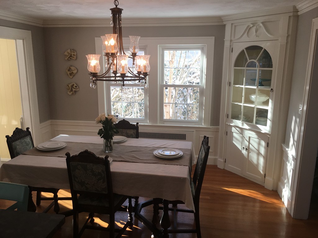 574 Webster Street Needham, MA 02494 - Photo 6 of 26