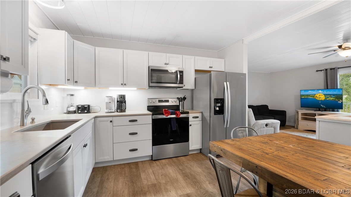 501 Ginger Road Lake Ozark, MO 65049 - Photo 3 of 26