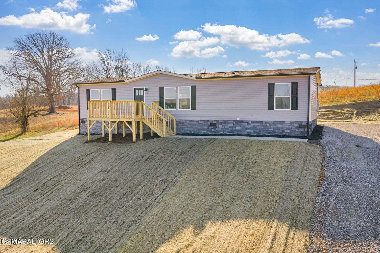 200 Laura Boling Loop Road Strawberry Plains, TN 37871 - Photo 4 of 45 Gallery Image 4