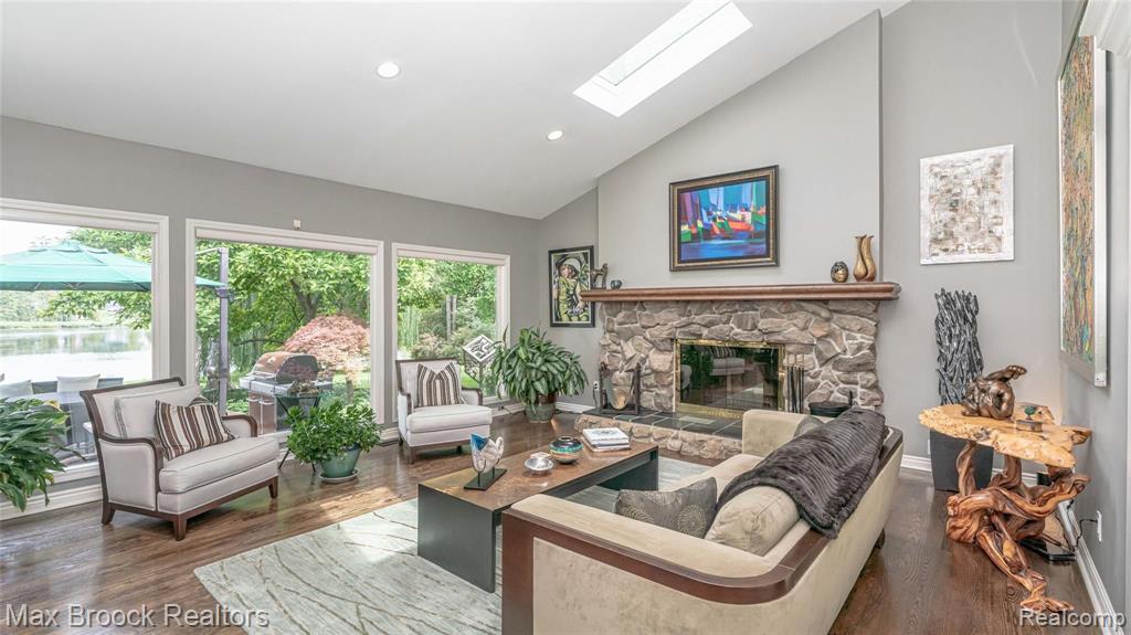 4431 Dow Ridge Road West Bloomfield, MI 48324 - Photo 13 of 52